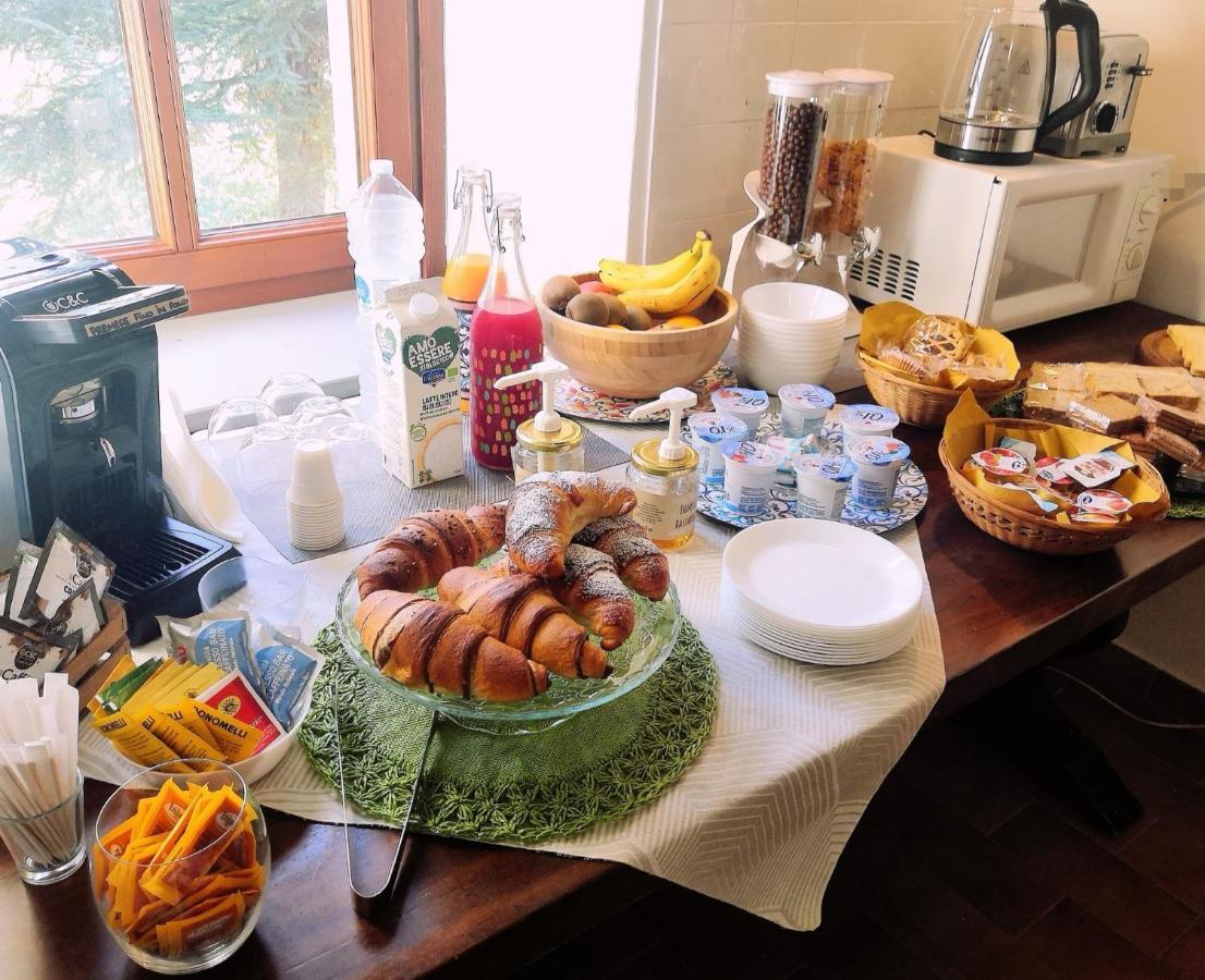 B&B Demetra Solignano Zewnętrze zdjęcie